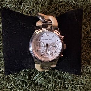 Michael Kors women’s mk-4263 Watch